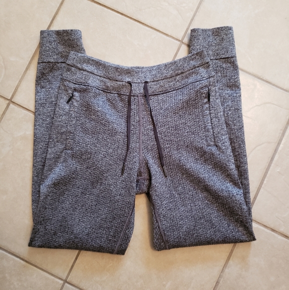 Lululemon jogger - Picture 8 of 16